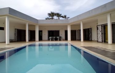 SALY : Belle villa moderne proche LYCEE J. PREVERT à à vendre