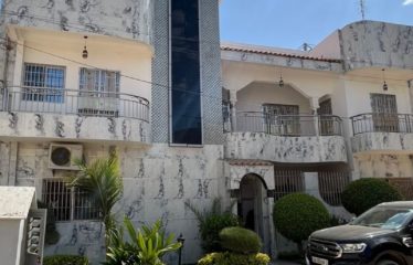 DAKAR HANN : Villa R+1 à louer aux Maristes