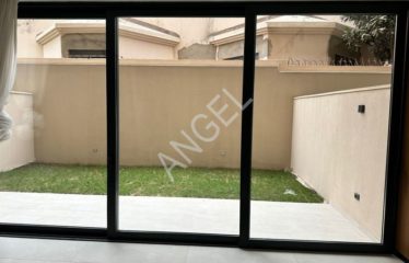 DAKAR ALMADIES : Appartement Duplex à louer sur la corniche