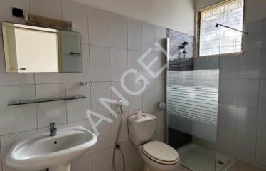 DAKAR ALMADIES : Villa à louer avec jardin