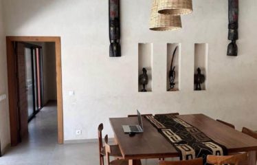 NGAPAROU : Belle villa à louer proche Saly Center