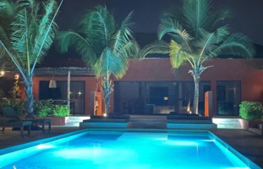 NGAPAROU : Belle villa à louer proche Saly Center