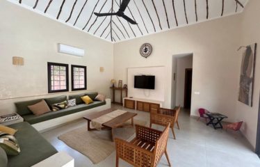 NGAPAROU : Belle villa à louer proche Saly Center