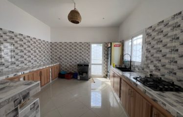 NGAPAROU : Villa neuve à louer meublée