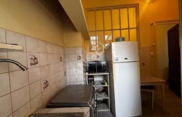 DAKAR PLATEAU : Studio meublé à louer avec balcon