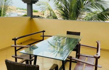 SALY : Très belle villa R+1 avec piscine à louer