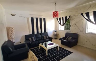 SALY : Très belle villa R+1 avec piscine à louer