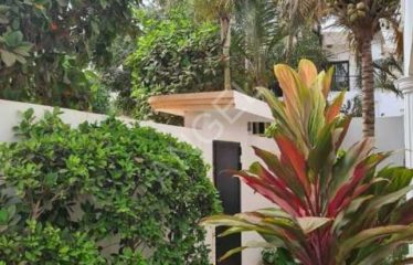 DAKAR YOFF : Belle villa d’angle à vendre à Yoff Virage