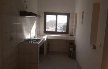 SALY : Studio à louer non meublé
