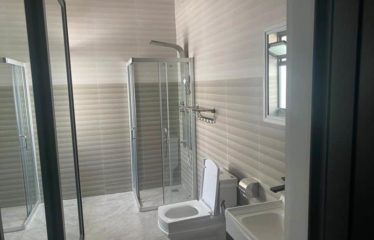 NGUERIGNE : Belle villa à vendre avec piscine
