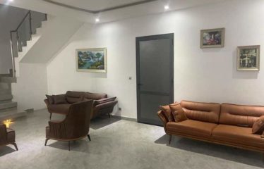 NGUERIGNE : Belle villa à vendre avec piscine