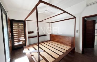 DAKAR POINT-E : Belle villa avec un jardin et une piscine à louer