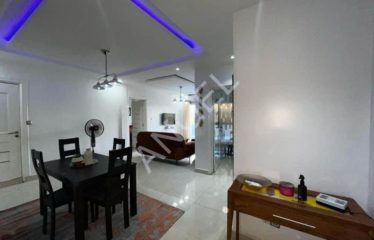 DAKAR POINT-E : Belle villa avec un jardin et une piscine à louer