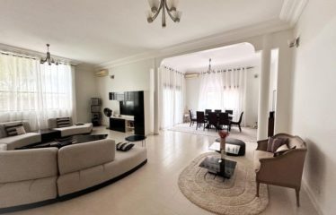 DAKAR NGOR : Spacieux F5 chambres avec jardin privatif à louer