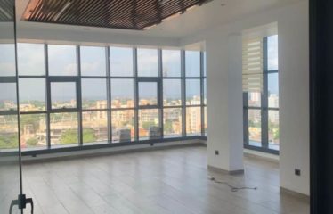 DAKAR POINT-E : Plateau de bureaux à louer