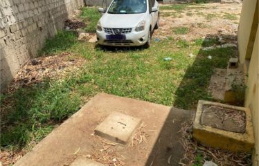 KEUR MASSAR : Villa F2 à vendre