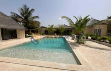 NGGAPAROU : Villa  à vendre 330 m² sur 2 850 m² de terrain
