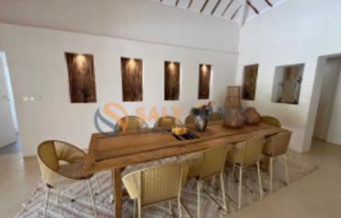 NGGAPAROU : Villa  à vendre 330 m² sur 2 850 m² de terrain