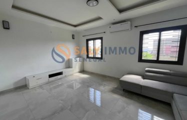 NGAPAROU : Villa R+1 5 chambres à louer