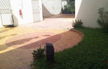 DAKAR FANN RÉSIDENCE : Villa à louer 7 chambres