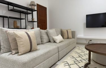 DAKAR POINT-E : Bel appartement moderne meublé et décoré avec goût à louer