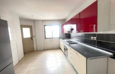 DAKAR MERMOZ : Appartement à louer 3 chambres – Adja Louise