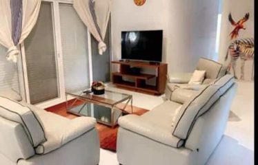 NGUERIGNE : Villa contemporaine 4 chambres avec piscine en résidence privée à louer
