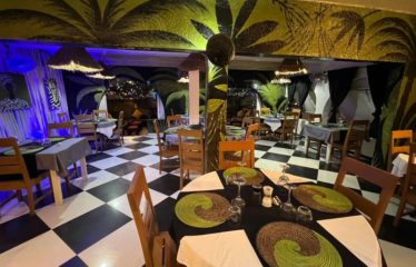 NIANING : Restaurant lounge à vendre