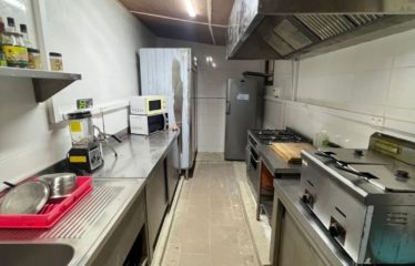 NIANING : Restaurant lounge à vendre