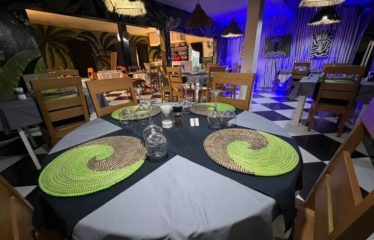 NIANING : Restaurant lounge à vendre