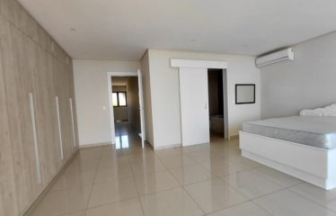 DAKAR CORNICHE OUEST: Appartement en duplex 2 chambres à louer – Water Front