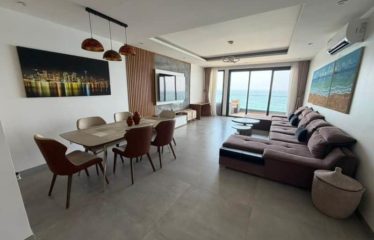DAKAR YOFF VIRAGE : Appartement F4 meublé d’exception à louer les pieds dans l’eau