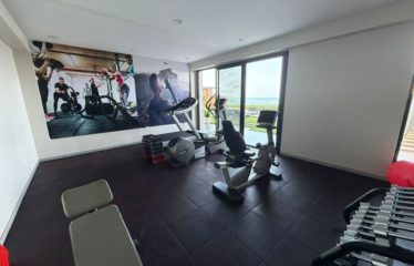 DAKAR YOFF VIRAGE : Appartement F4 meublé d’exception à louer les pieds dans l’eau