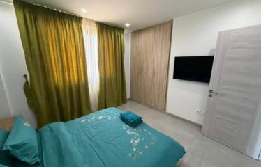 DAKAR YOFF VIRAGE : Appartement F4 meublé d’exception à louer les pieds dans l’eau