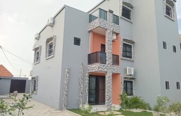 SALY : Villa R+1 à louer avec piscine