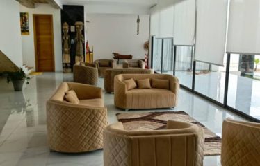 NGUERIGNE: Exceptional contemporary 4-bedroom villa with swimming pool for sale