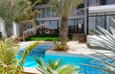 NGUERIGNE: Exceptional contemporary 4-bedroom villa with swimming pool for sale