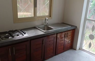 NGAPAROU : Villa contemporaine plain pied 4 chambres avec piscine à vendre