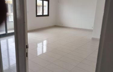 DAKAR POINT-E : Apparemment à vendre 3 chambres – Neuf