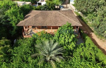 NGGAPAROU : Maison à vendre à 150m de la mer