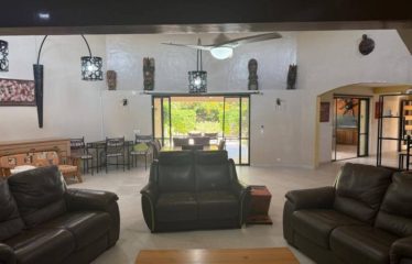 SOMONE : Villa d’architecte 4 chambres avec piscine à vendre