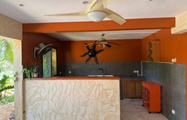 SOMONE : Villa d’architecte 4 chambres avec piscine à vendre