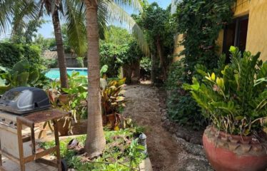 SOMONE: Architect-designed 4-bedroom villa with swimming pool for sale