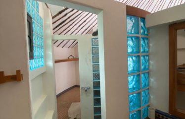 NGAPAROU: Magnificent villa for rent