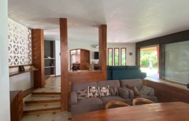 NGAPAROU: Magnificent villa for rent