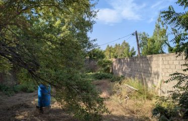 WARANG : Terrain clôturé de 300m2 à vendre