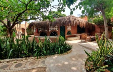 NIANING : Charmant hôtel de 14 chambres à vendre