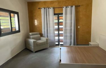 NGUERIGNE : Villa contemporaine 3 chambres avec piscine à vendre