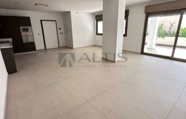 DAKAR FANN : Studio moderne à louer – NAFAÏA – RDC avec grande terrasse