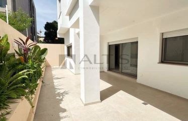 DAKAR FANN : Studio moderne à louer – NAFAÏA – RDC avec grande terrasse